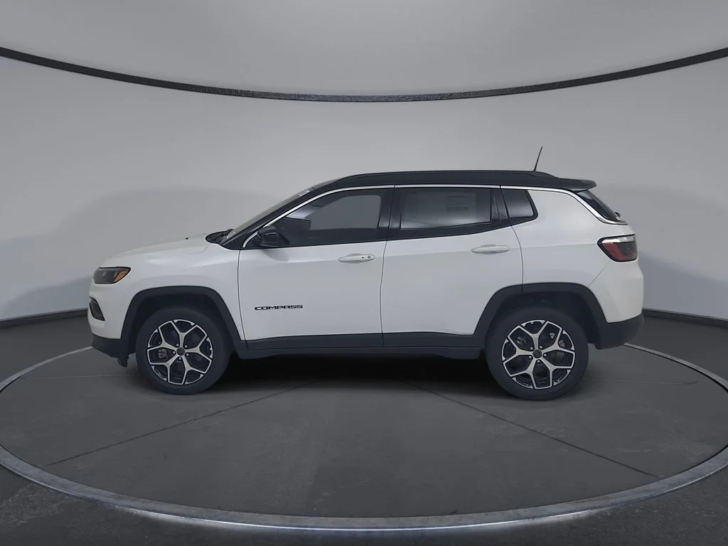 New 2026 Bright White Clear-Coat Exterior Paint Jeep Limited image 9