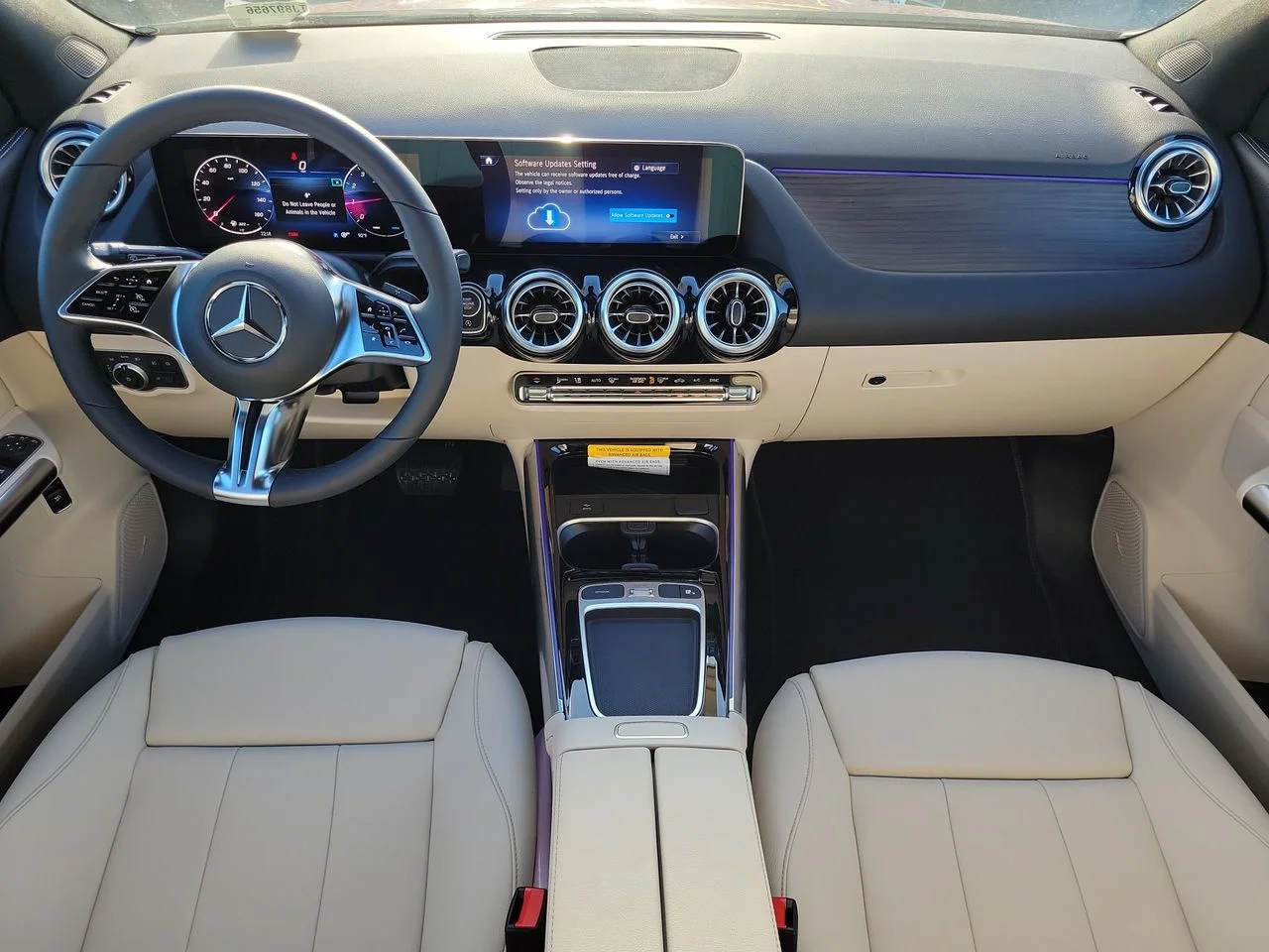 New 2026 MANUFAKTUR Patagonia Red Metallic Mercedes-Benz GLA 250 image 13