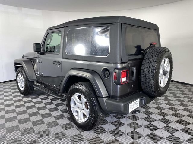 Used 2018 Gray Jeep Sport S image 6