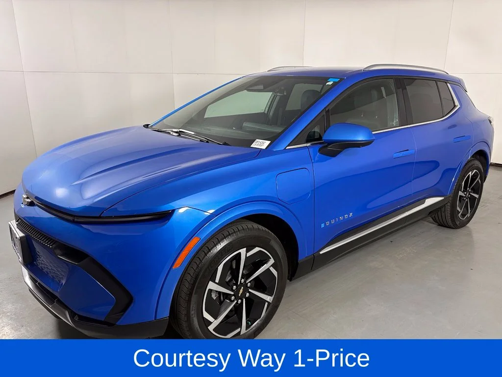 Used 2024 Blue Chevrolet LT image 5