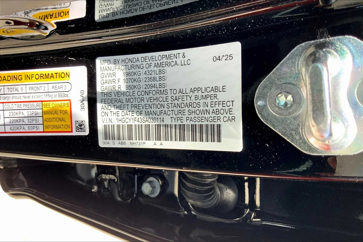 Used 2025 Crystal Black Pearl Honda SE image 19