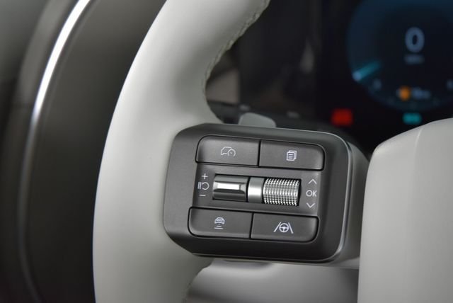 New 2026 White Hyundai SEL Premium 7P image 38