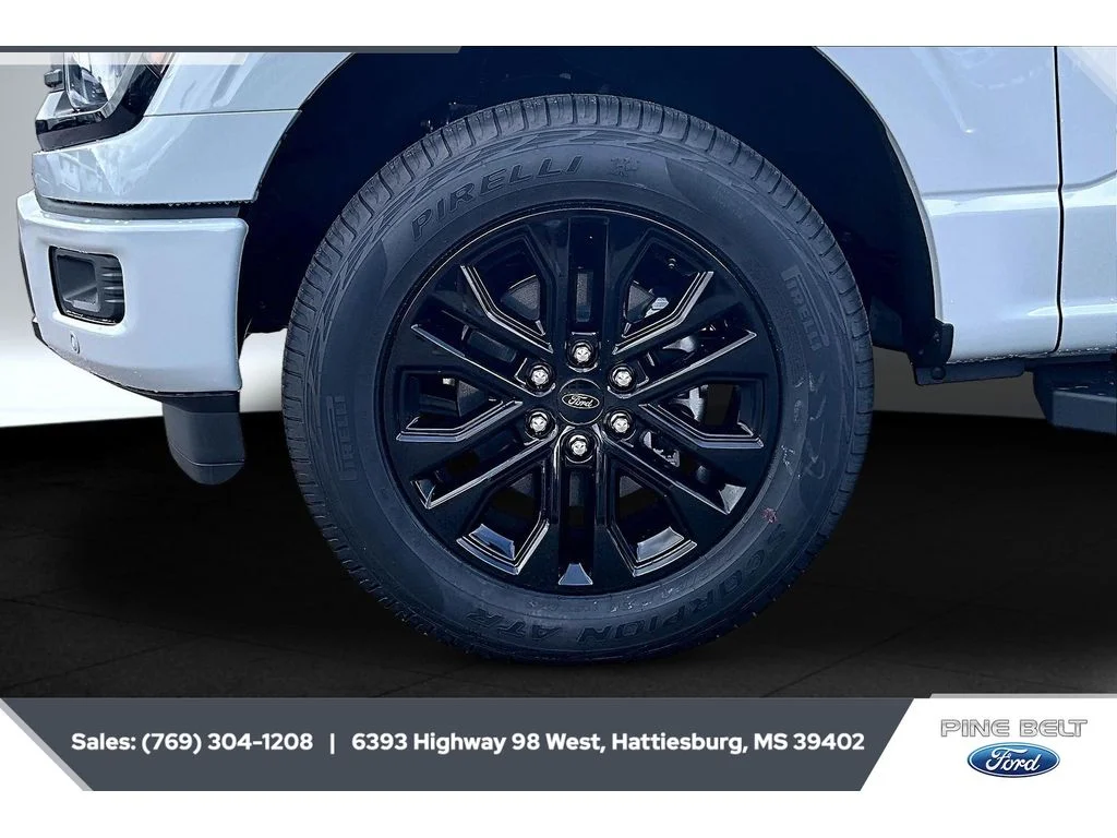 New 2026 Avalanche Ford XLT image 7
