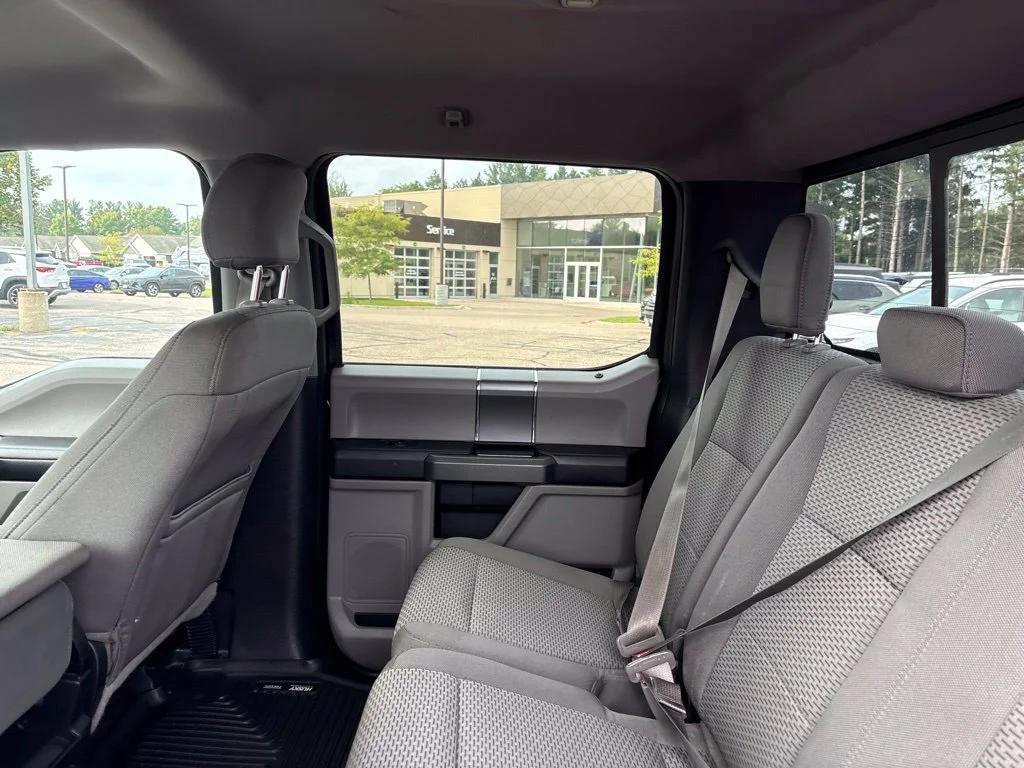 Used 2015 Tuxedo Black Metallic Ford XLT image 23
