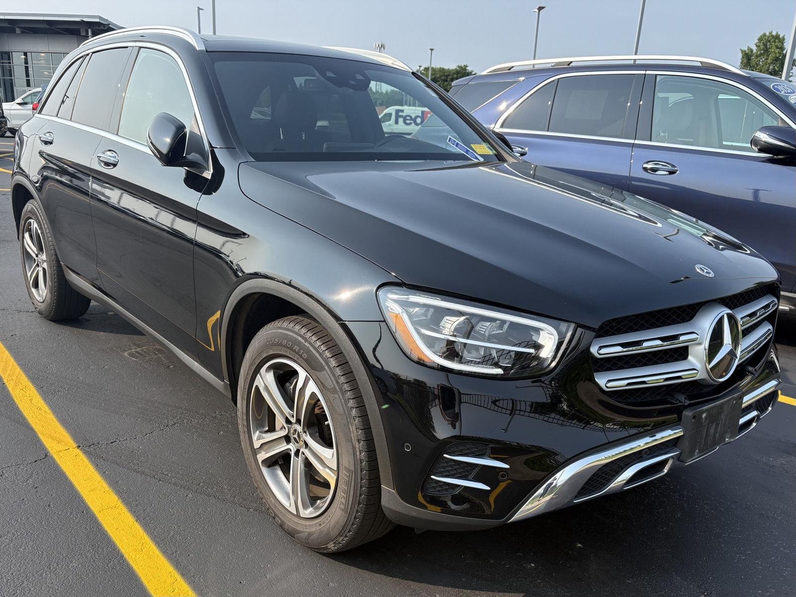 Used 2021 Black Mercedes-Benz GLC 300 image 3