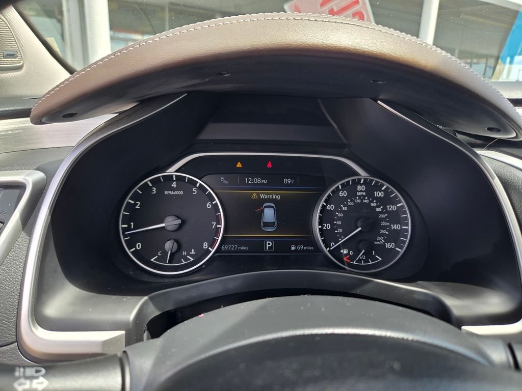 Used 2015 White Nissan Platinum image 18