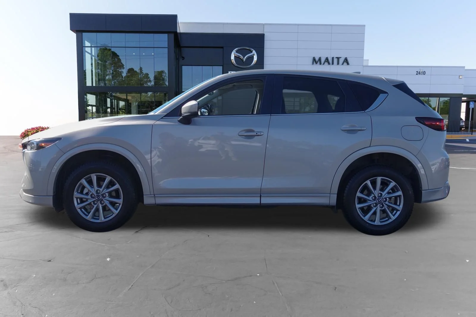 Certified Used 2025 Platinum Quartz Metallic Mazda 2.5 S Preferred Package image 8