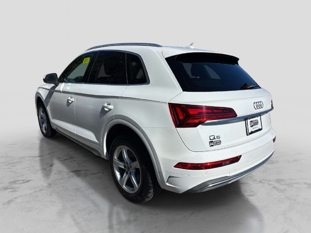 Used 2021 White Audi 45 Premium image 3