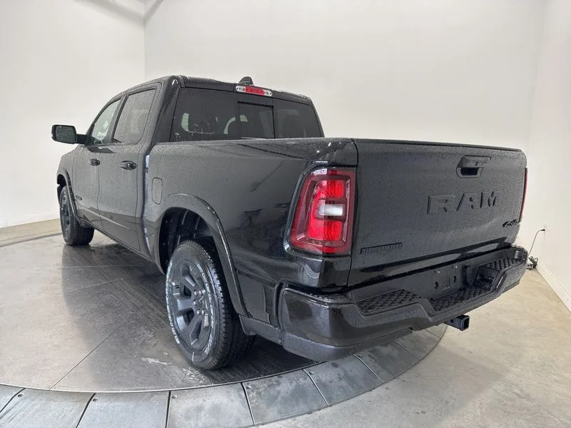 New 2026 Diamond Black Crystal Pearl-Coat Exterior Paint RAM Big Horn/Lone Star image 5
