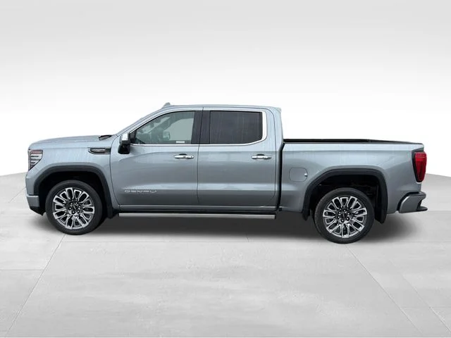 Used 2024 Silver GMC Denali Ultimate image 4