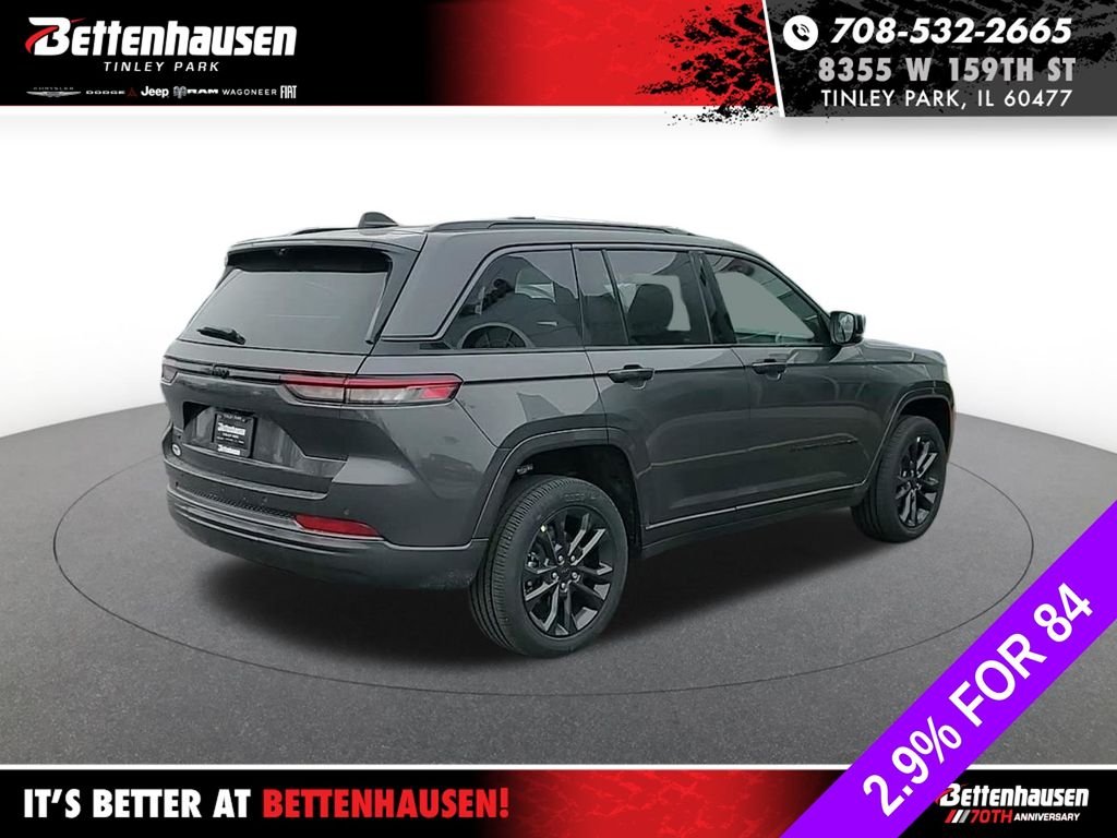 New 2026 Baltic Gray Metallic Clear-Coat Exterior Paint Jeep Limited Reserve image 5