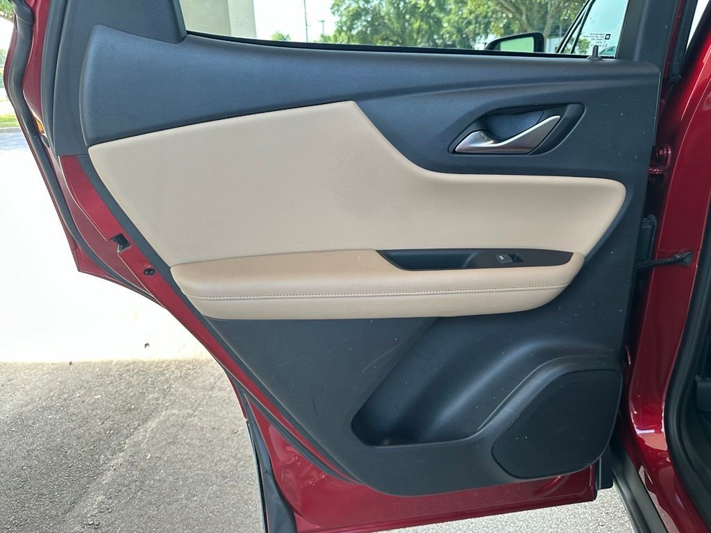 Used 2022 Red Chevrolet Premier image 29