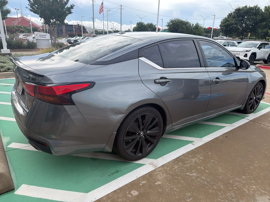 Used 2022 Gray Nissan 2.5 SR image 10