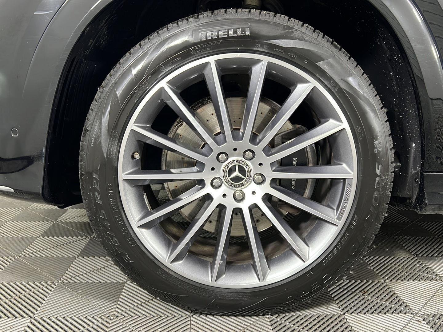 Certified Used 2024 Black Mercedes-Benz GLE 350 image 29