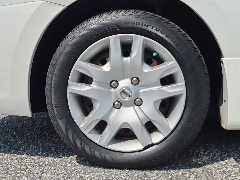 Used 2012 Aspen Ice Nissan 2.0 S image 6