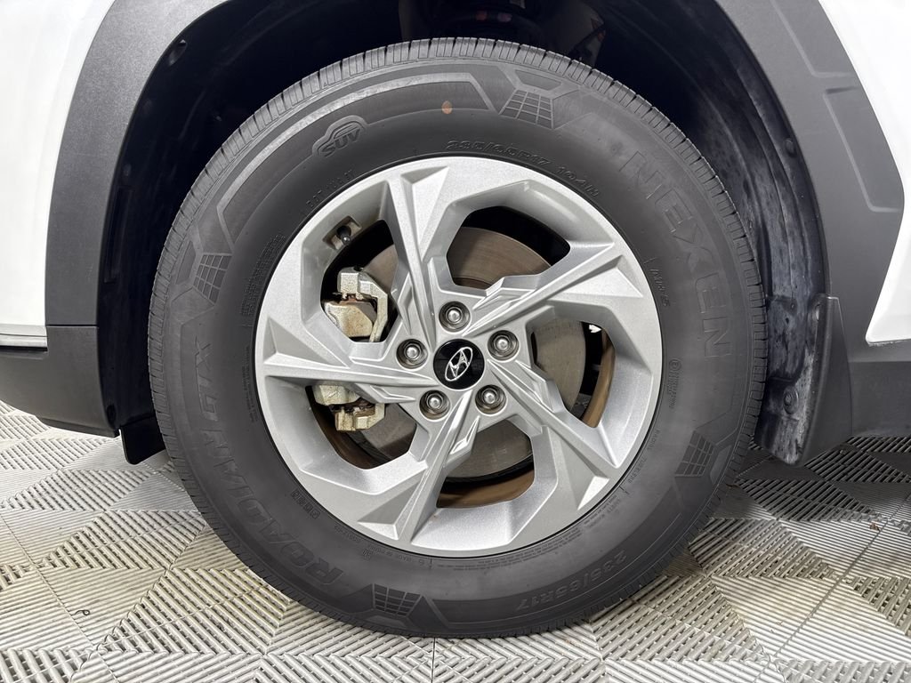 2022 Hyundai Tucson SE - Photo 22