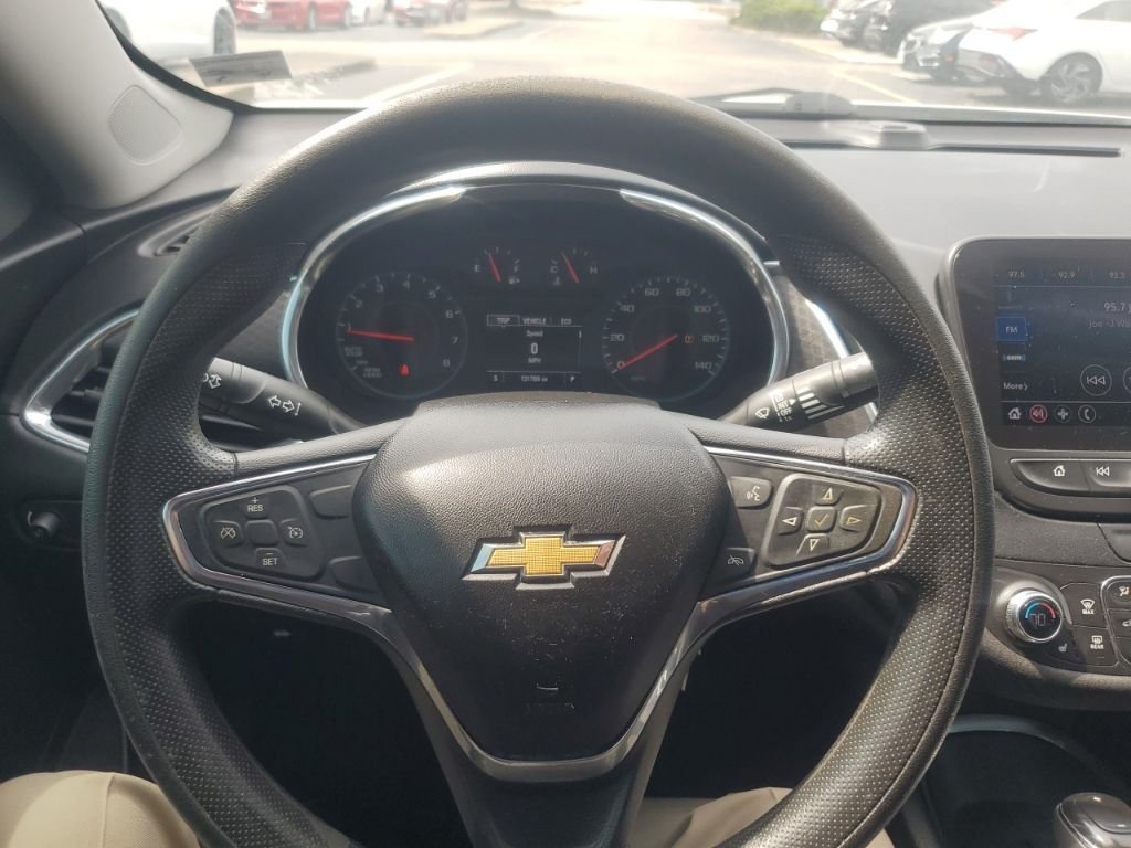 Used 2019 White Chevrolet LT image 19