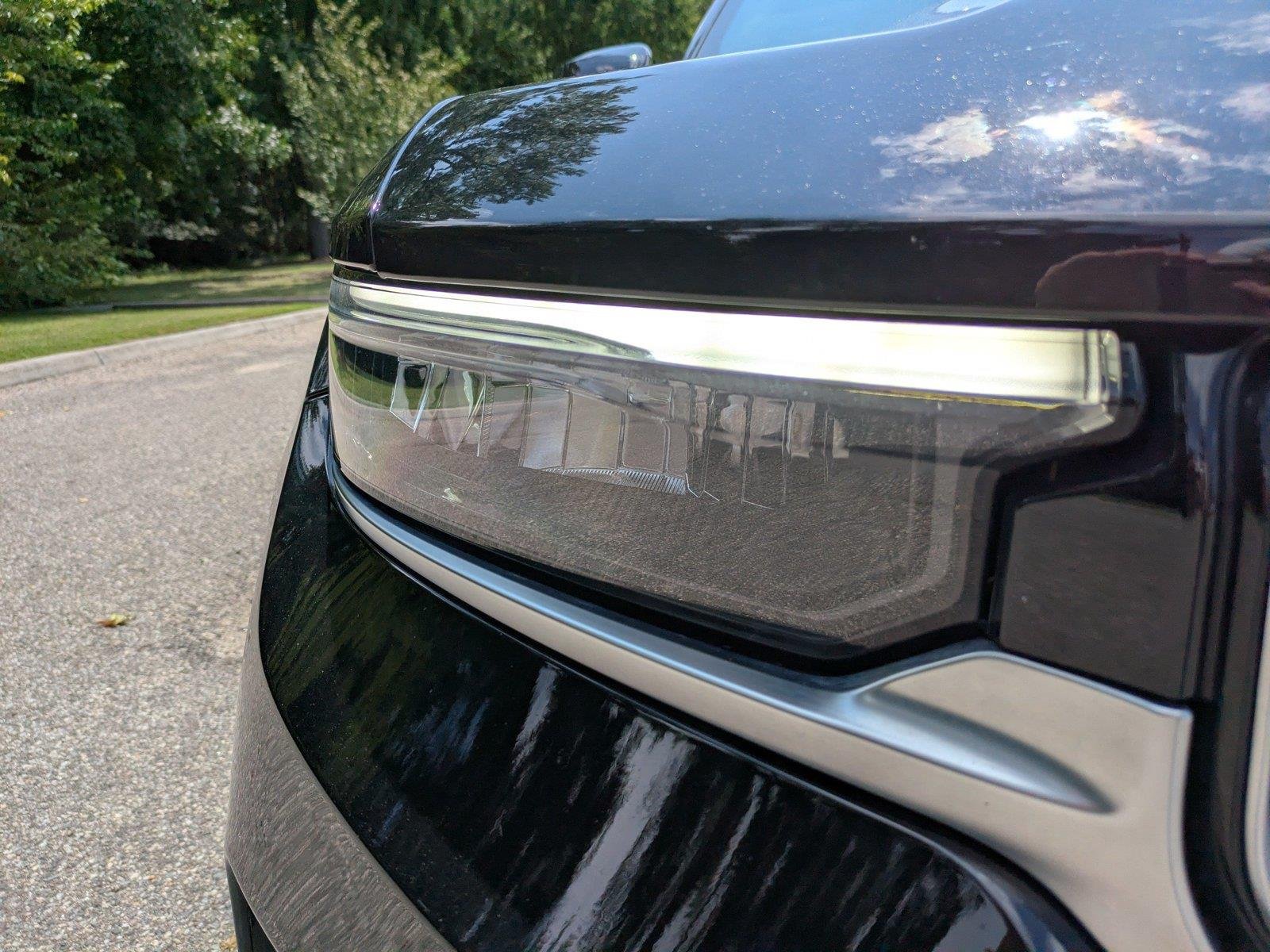 Used 2023 Diamond Black Crystal Pearlcoat Jeep Summit image 10