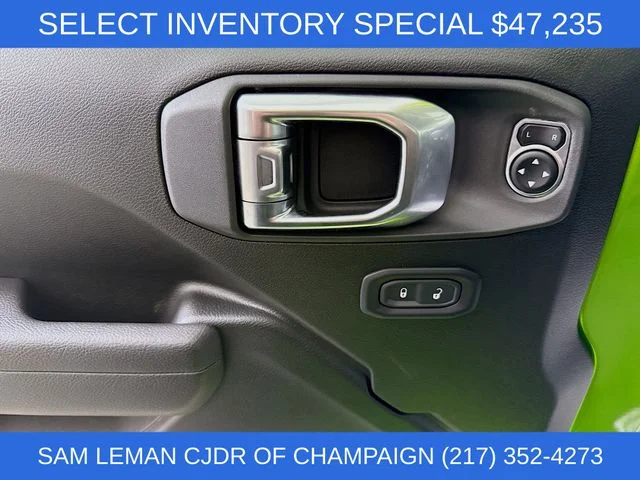 2025 Jeep Wrangler 4-Door Rubicon - Photo 17