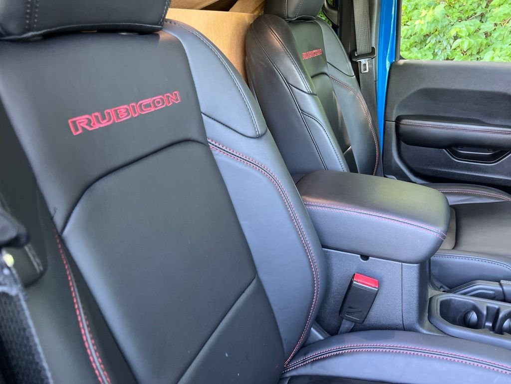Used 2025 Blue Pearl Jeep Rubicon X image 26