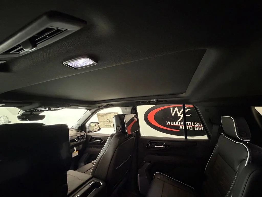 New 2026 Onyx Black GMC AT4 Ultimate image 9