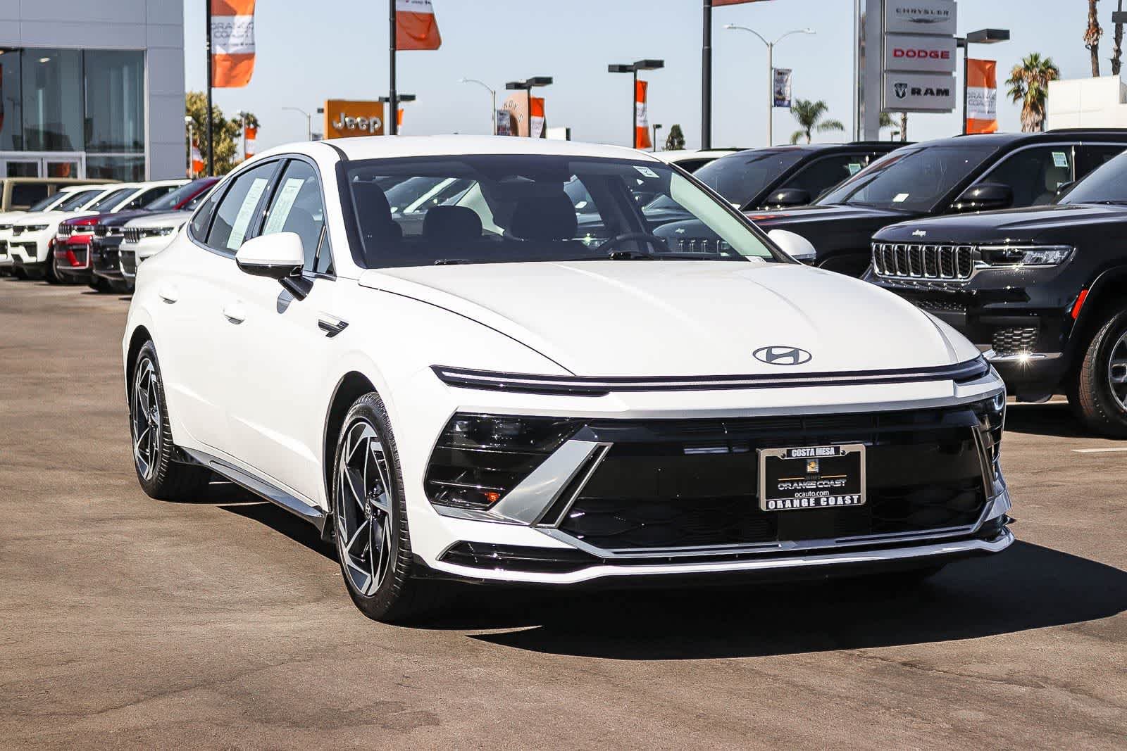Used 2026 Serenity White Hyundai SEL Sport image 3
