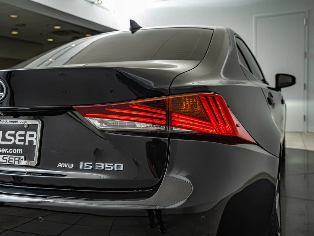 Used 2020 Obsidian Lexus 350 image 15