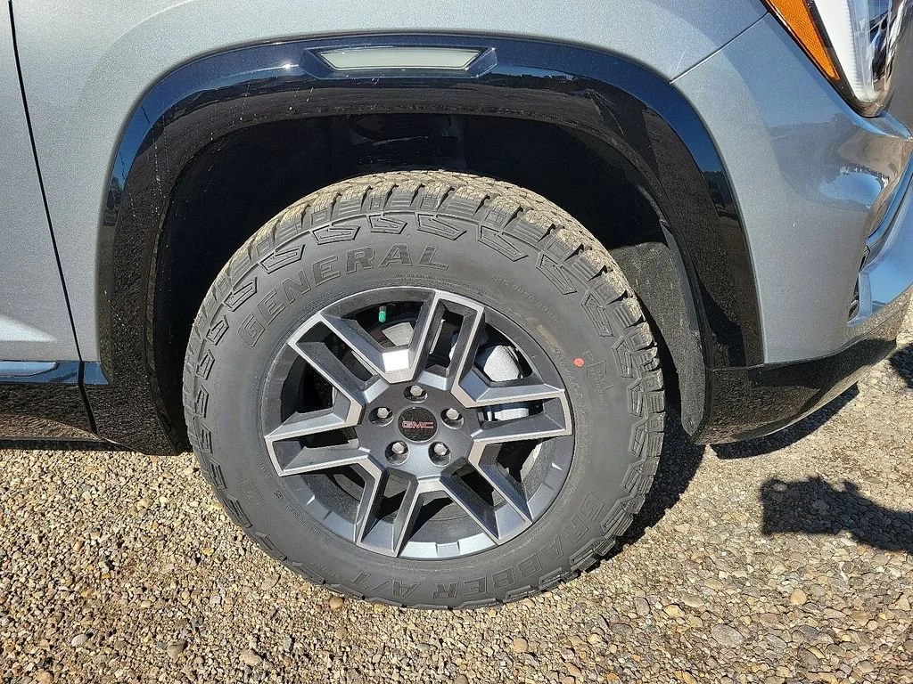 2026 GMC Terrain AT4 - Photo 14