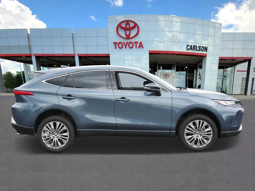 Certified 2022 Toyota Venza Limited with VIN JTEAAAAH0NJ104304 for sale in Minneapolis, Minnesota