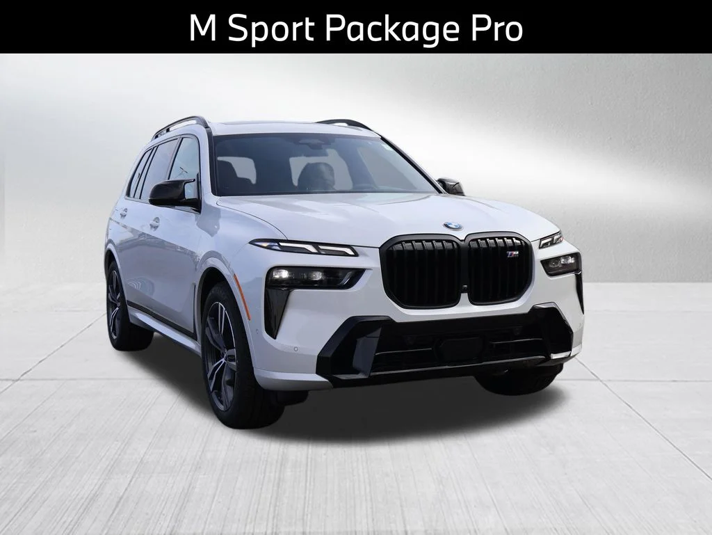 New 2026 White BMW M60i image 5