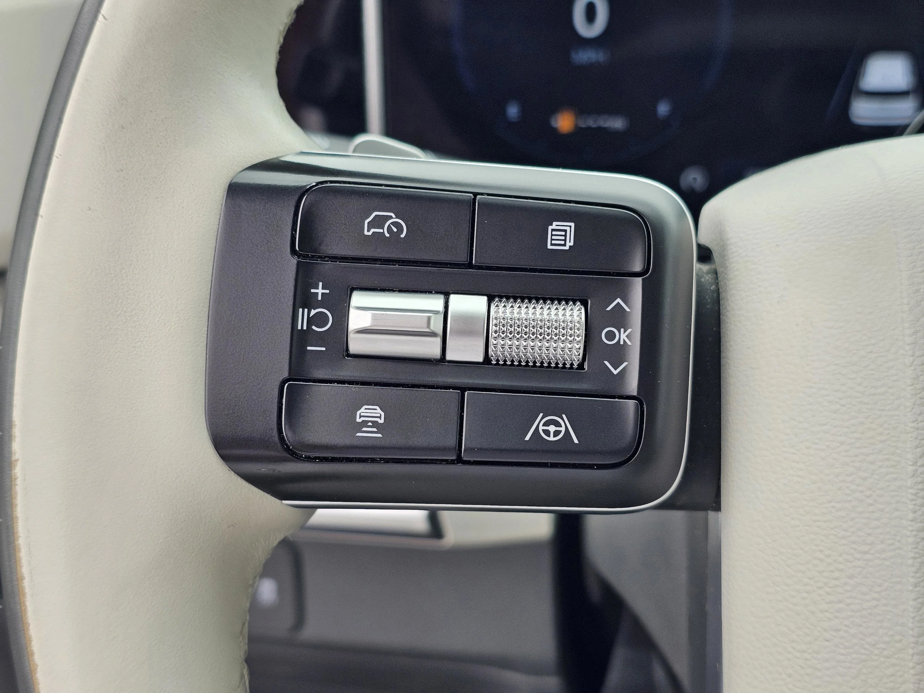Used 2024 Hampton Gray Hyundai Calligraphy image 21