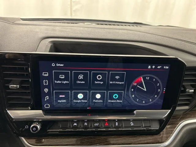 Used 2022 Silver GMC Elevation image 17