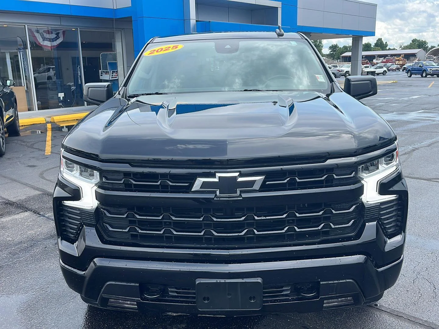 Used 2025 Black Chevrolet RST image 10