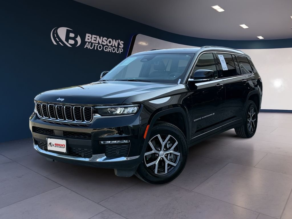 Used 2024 Black Jeep Limited image 1