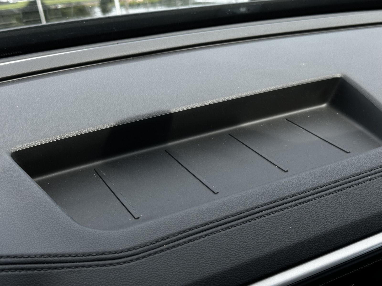 2021 Volkswagen Atlas SE w/Tech - Photo 17