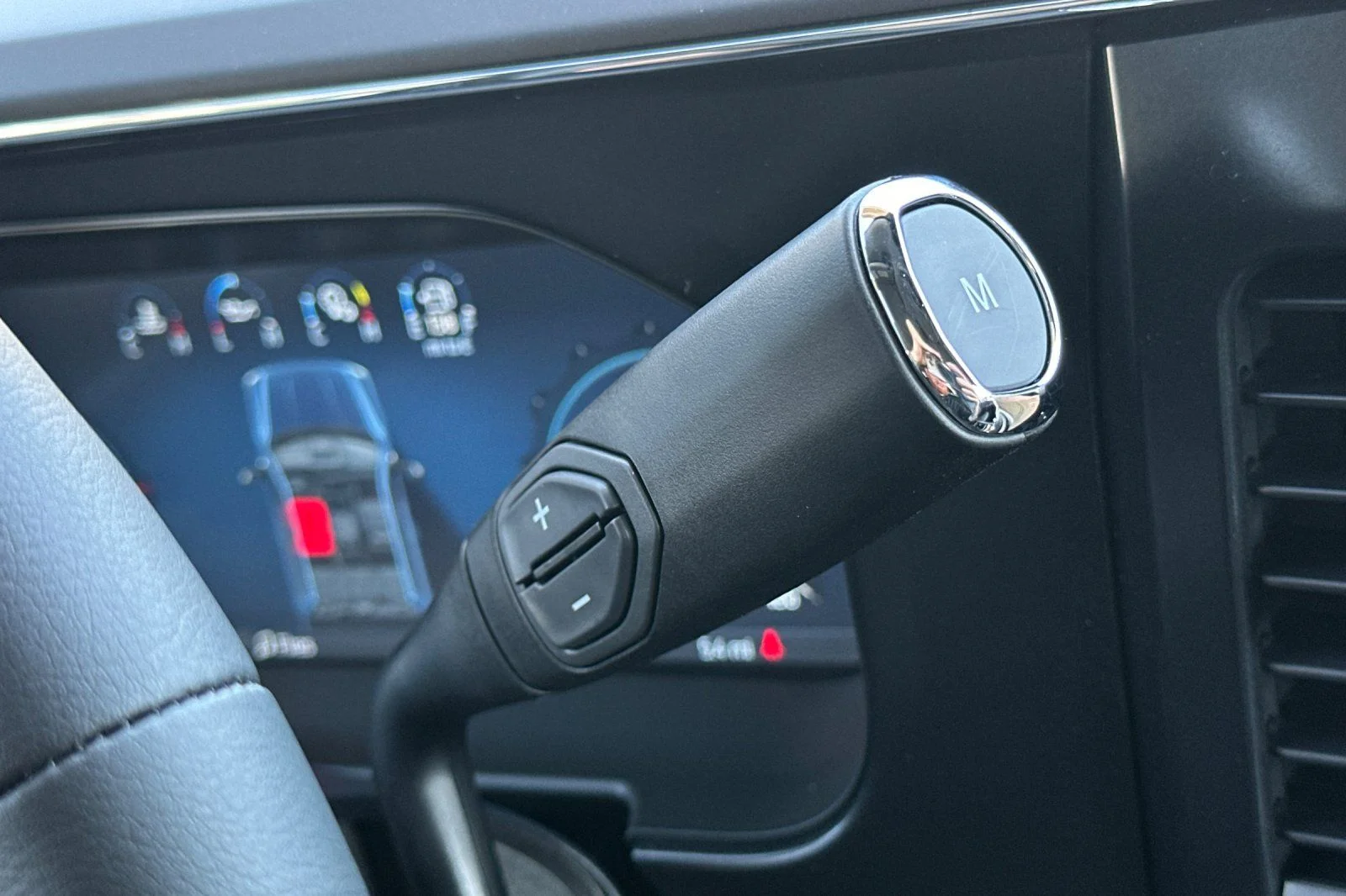 New 2026 Glacier Gray Metallic Tri-Coat Ford F-350® Lariat® image 20