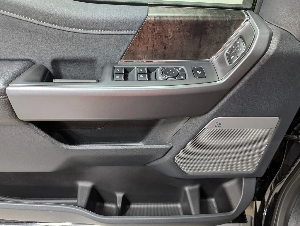 New 2026 Agate Black Metallic Ford F-250® Lariat® image 16