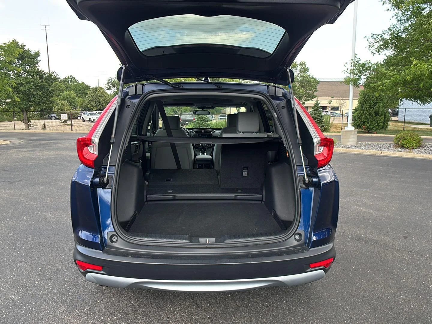 Used 2018 Obsidian Blue Pearl Honda EX image 11