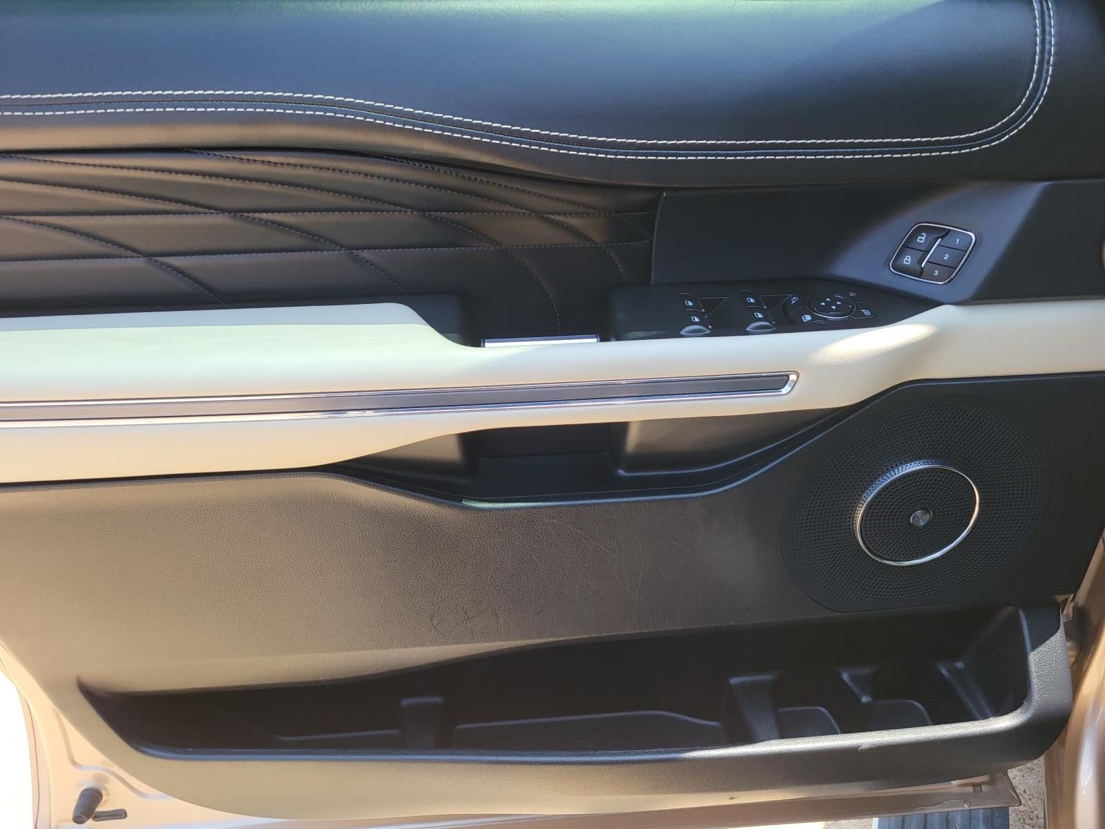 Used 2020 Desert Gold Metallic Ford Platinum image 20
