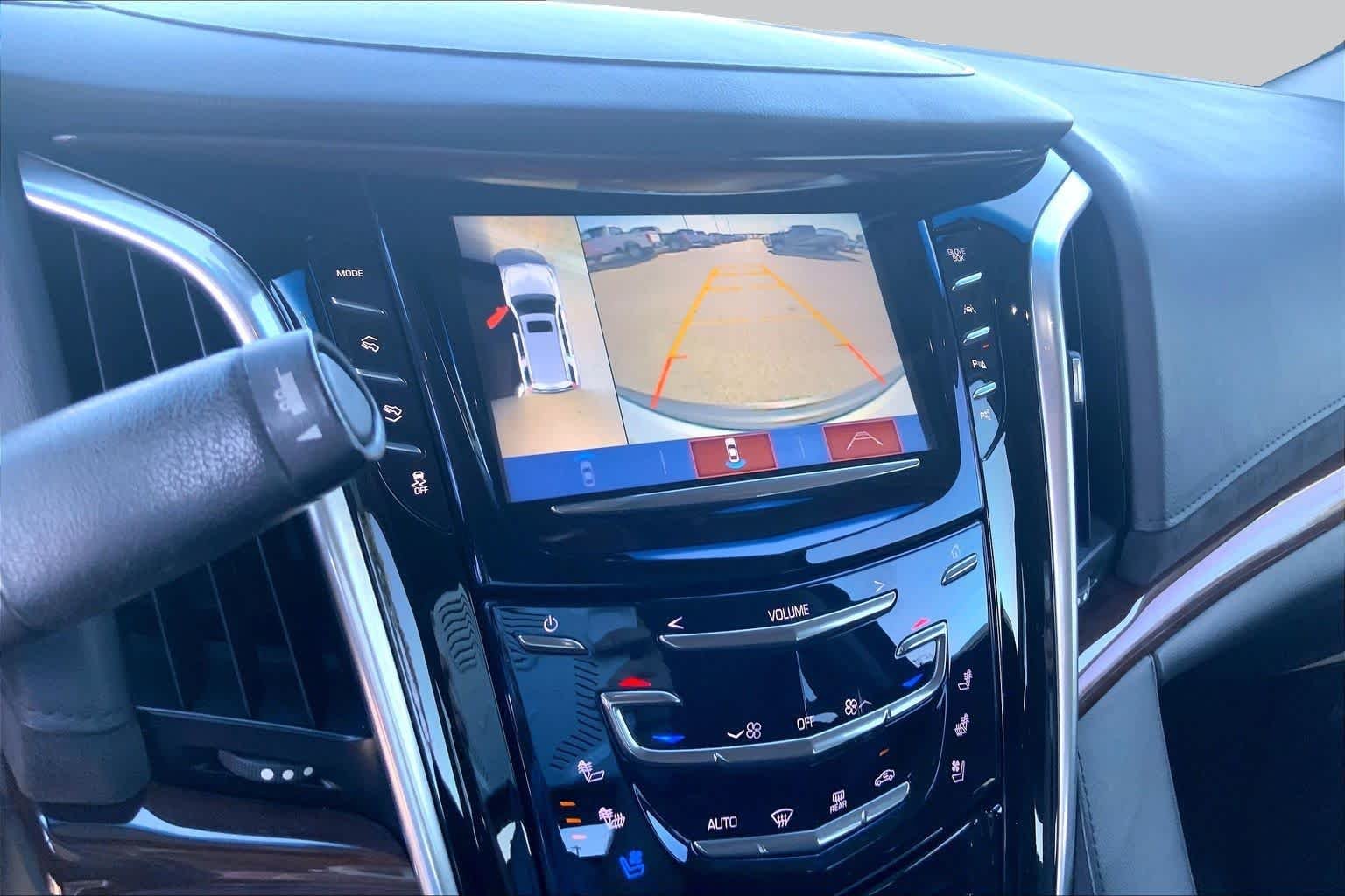 Used 2020 Radiant Silver Metallic Cadillac Premium Luxury image 27