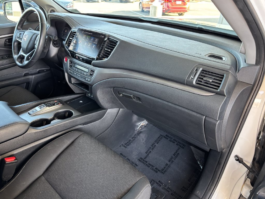 Certified Used 2025 Platinum White Pearl Honda AWD SPORT image 21