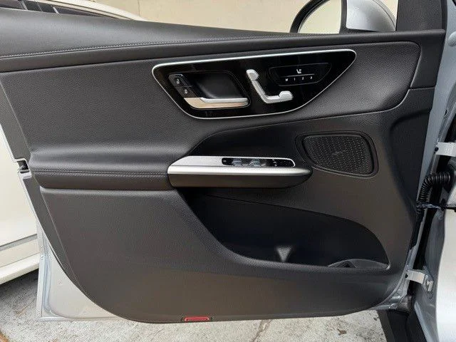 2025 Mercedes-Benz GLC Base - Photo 19