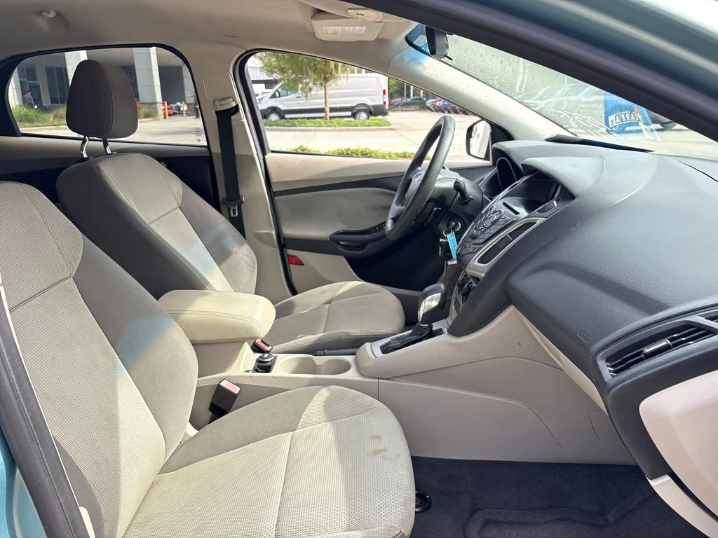 Used 2012 Green Ford SE image 27