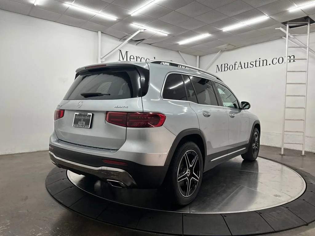 New 2026 Silver Mercedes-Benz GLB 250 image 7