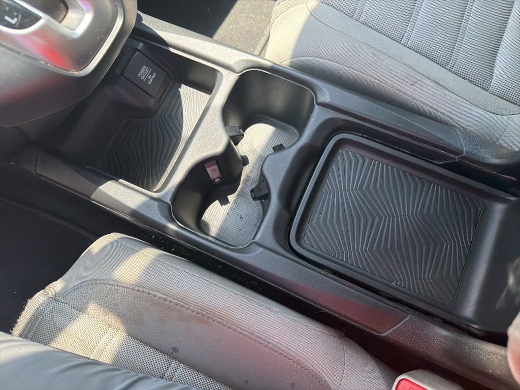 Used 2017 Red Honda LX image 5