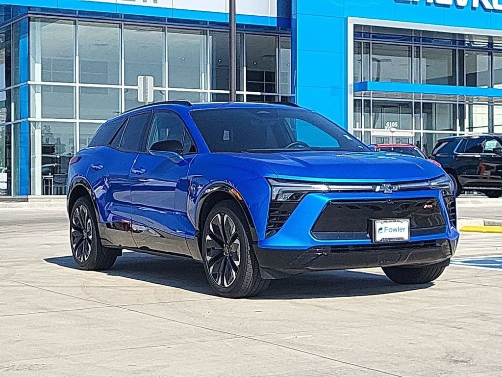 Used 2024 Chevrolet Blazer EV RS with VIN 3GNKDCRJ2RS253635 for sale in Broomfield, CO