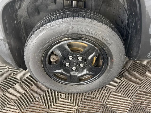 Used 2017 Black Jeep Sport image 28