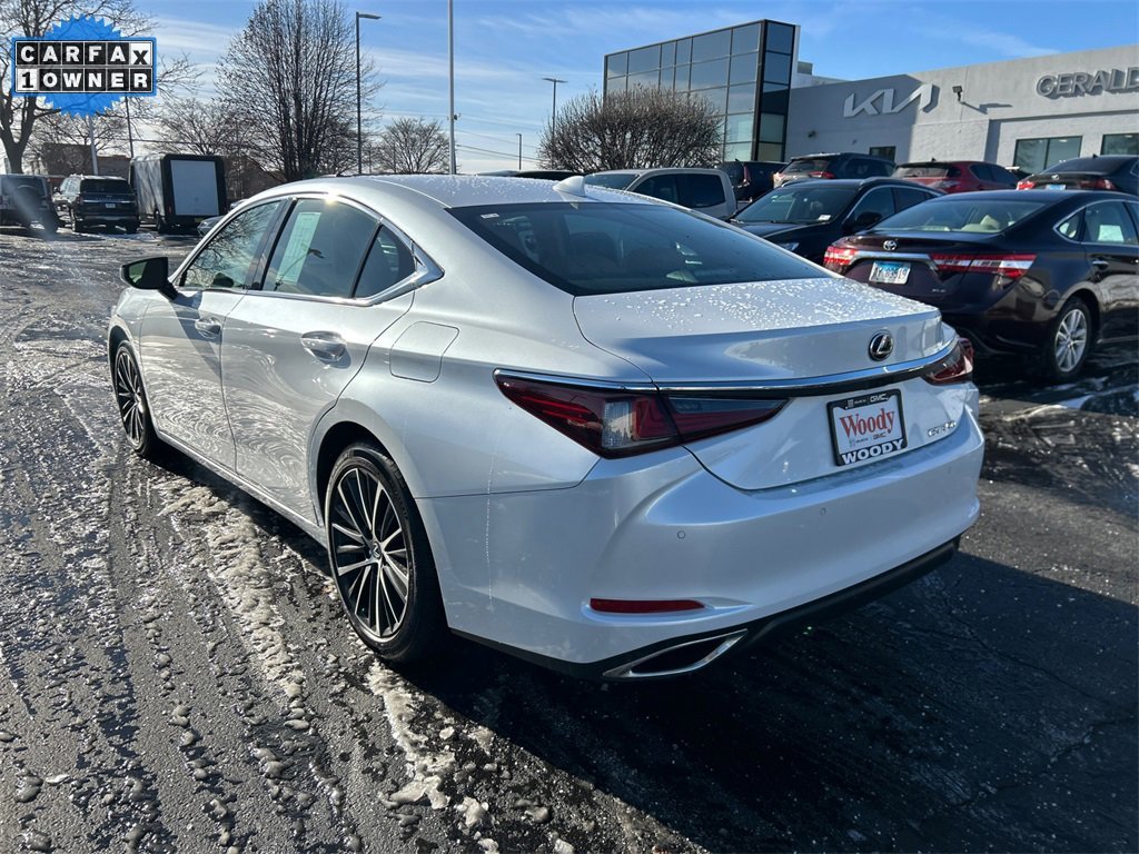 2025 LEXUS ES - Image 5