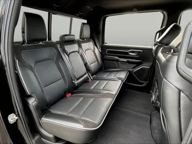 Used 2025 Black Ram Laramie image 28