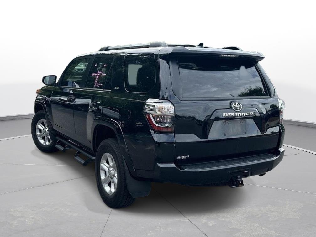 Used 2024 MIDNGT BLK MET TOYOTA TRUCK SR5 image 8
